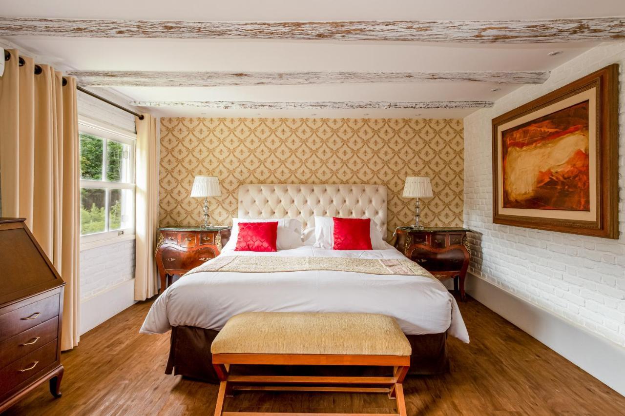 Su Paradise Villa Chales E Suites Correas Экстерьер фото